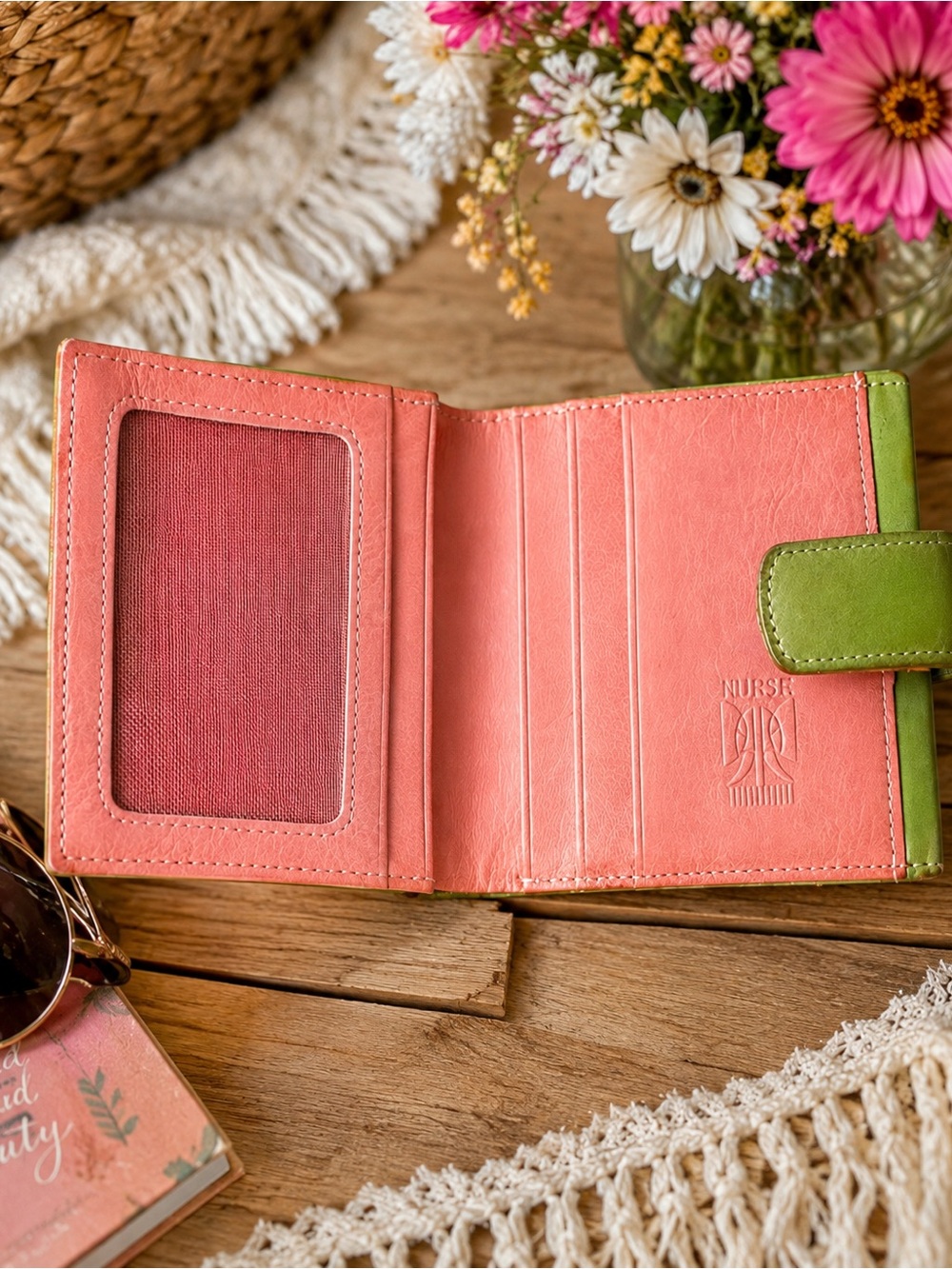 Vintage Tusk Lime Green & Coral Pink Leather Trifold Wallet Coin Pocket